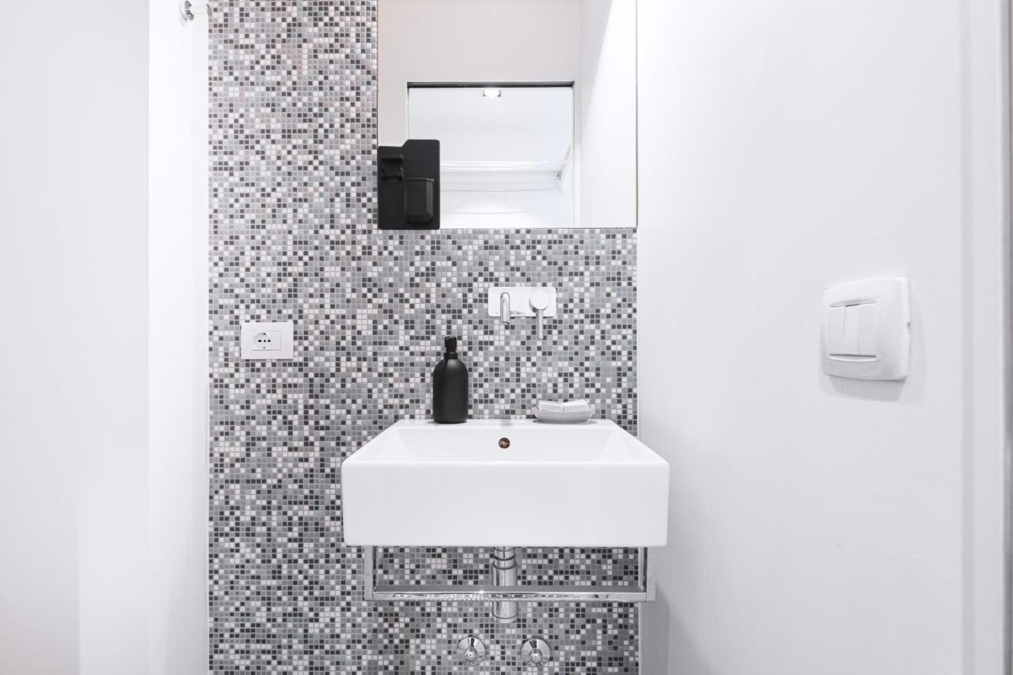 Easylife - Accogliente Appartamento In Bocconi Milaan Buitenkant foto